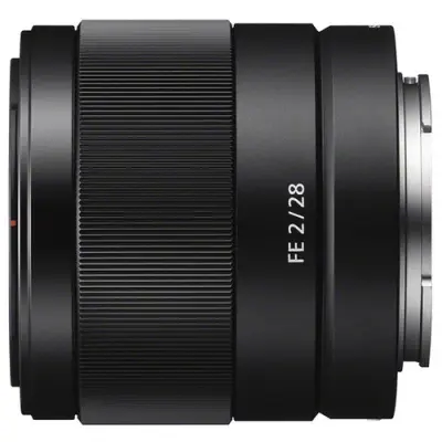 Sony FE 28mm f/2 alternate view