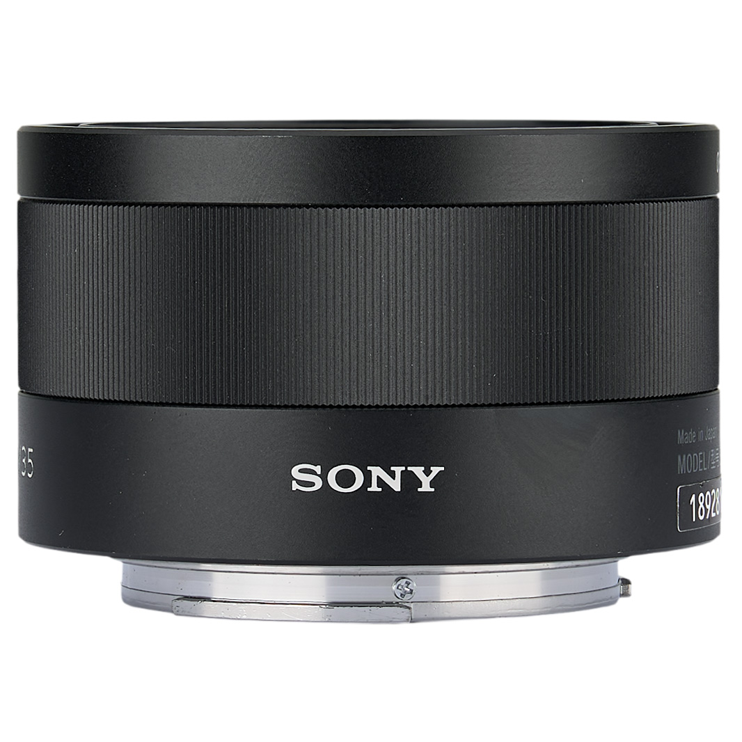 FE 35mm f/2.8 ZA Zeiss Sonnar T* 4