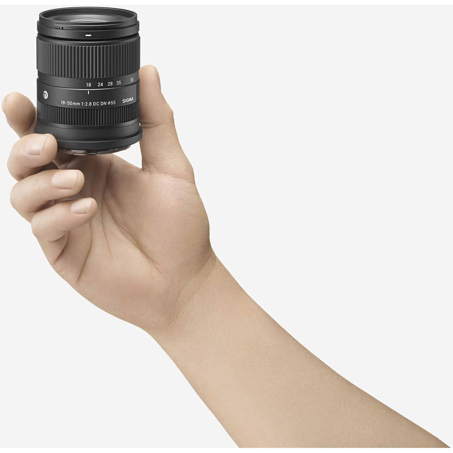 Sigma 18-50mm f/2.8 DC DN Contemporary - Sony E Fit alternate view